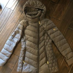 Micheal kors down jacket